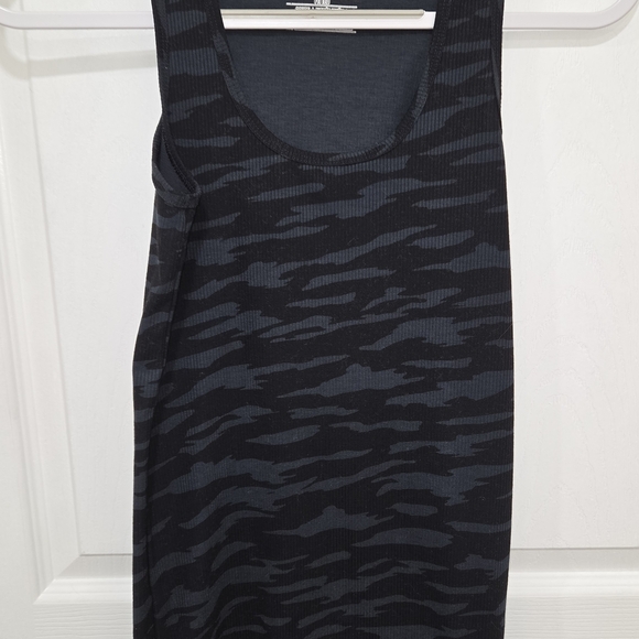 Under Armour Black and Gray Camouflage Tank - Picture 1 of 7